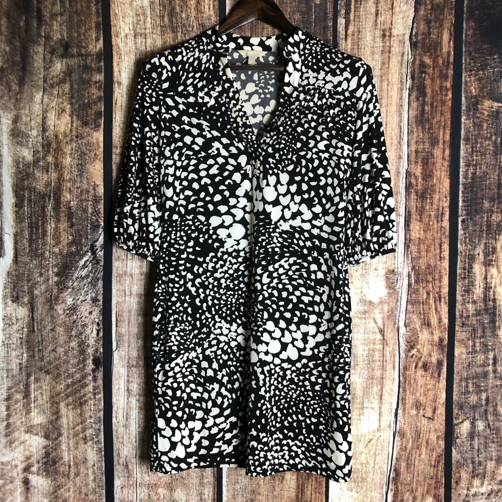 Banana Republic v-neck dress